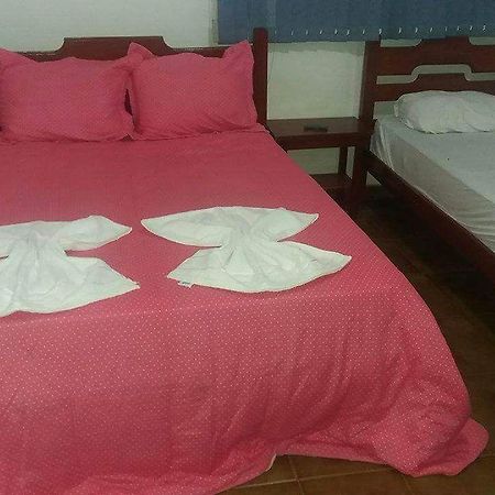 Hotel Serrano Palace Niquelandia ภายนอก รูปภาพ